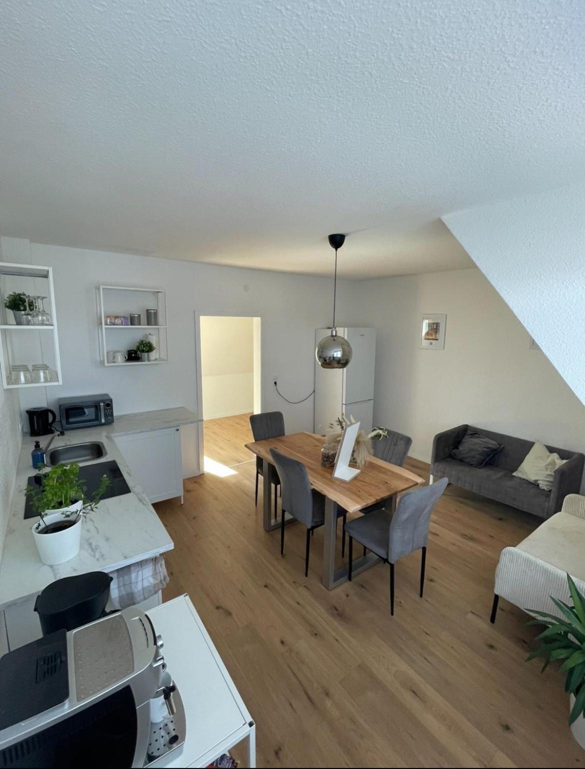 Apartment Geraeumige Wohnfuehloase Mit 3 Schlafzimmern *